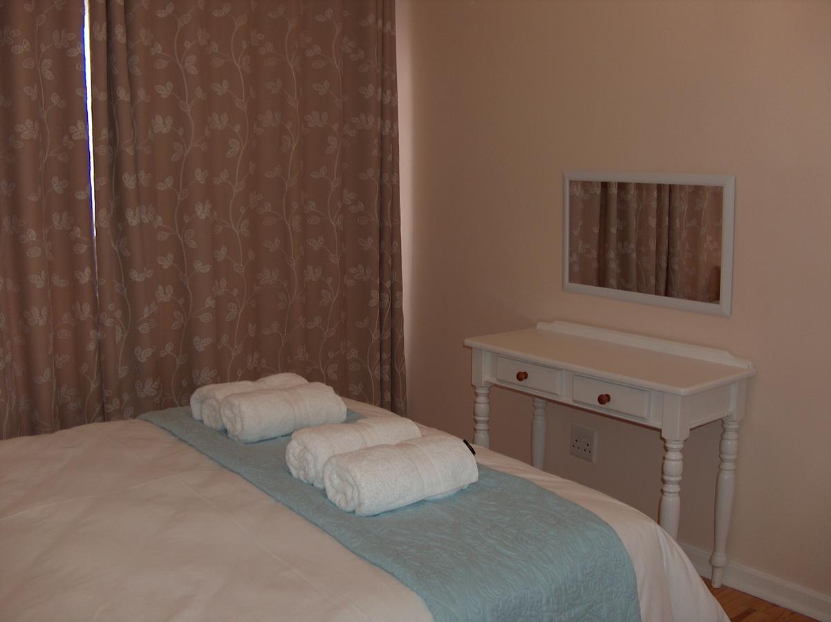 The Courtyard Guest House Clarens Esterno foto