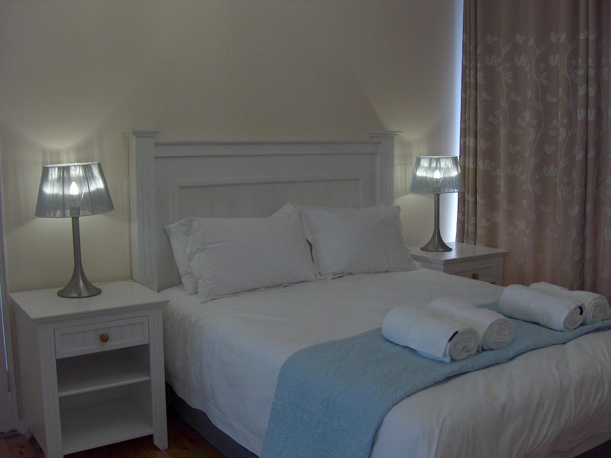 The Courtyard Guest House Clarens Esterno foto
